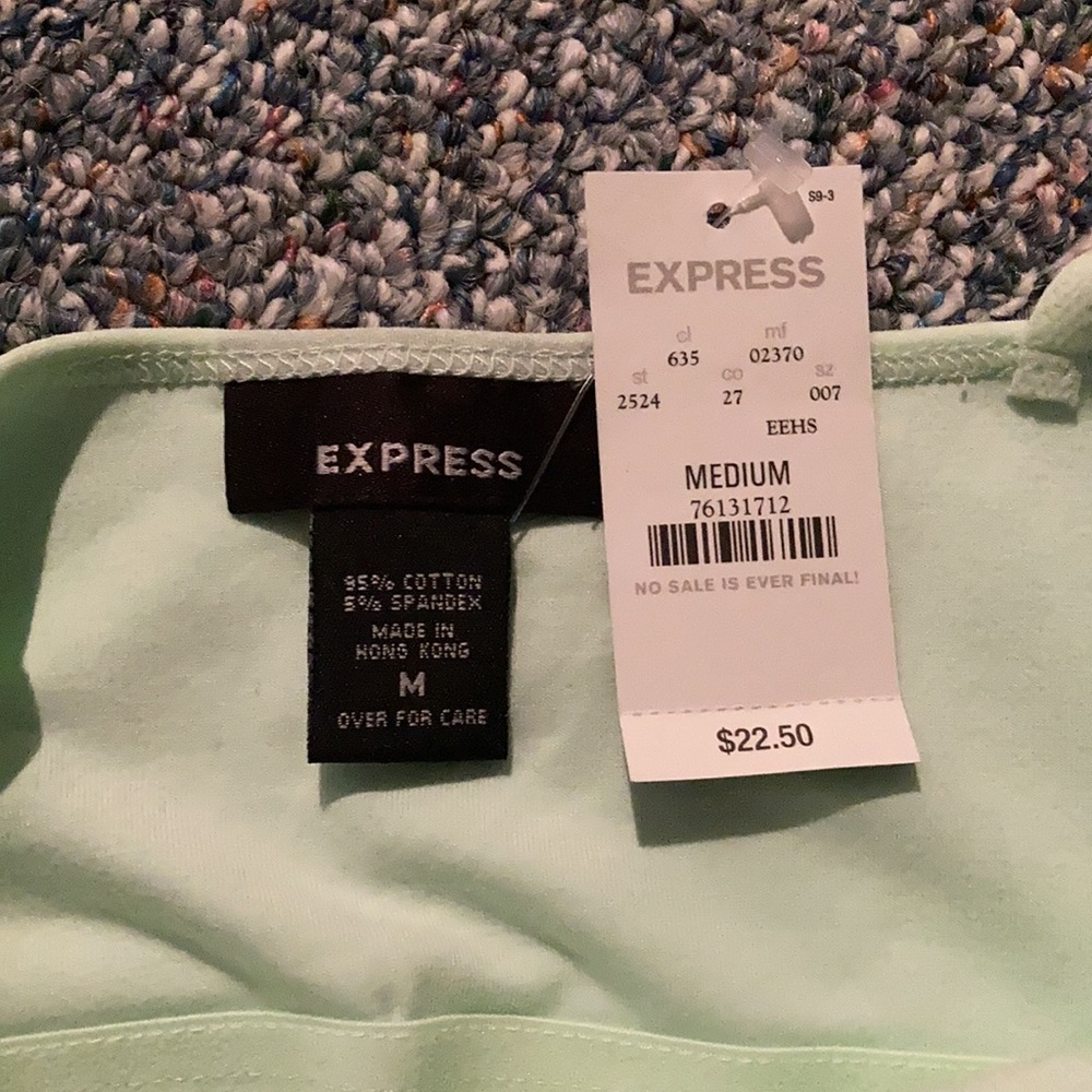 Express Tank Top - Picture 2 of 3